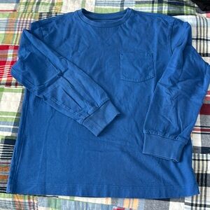 Brand new Gap kids long sleeved pocket tee